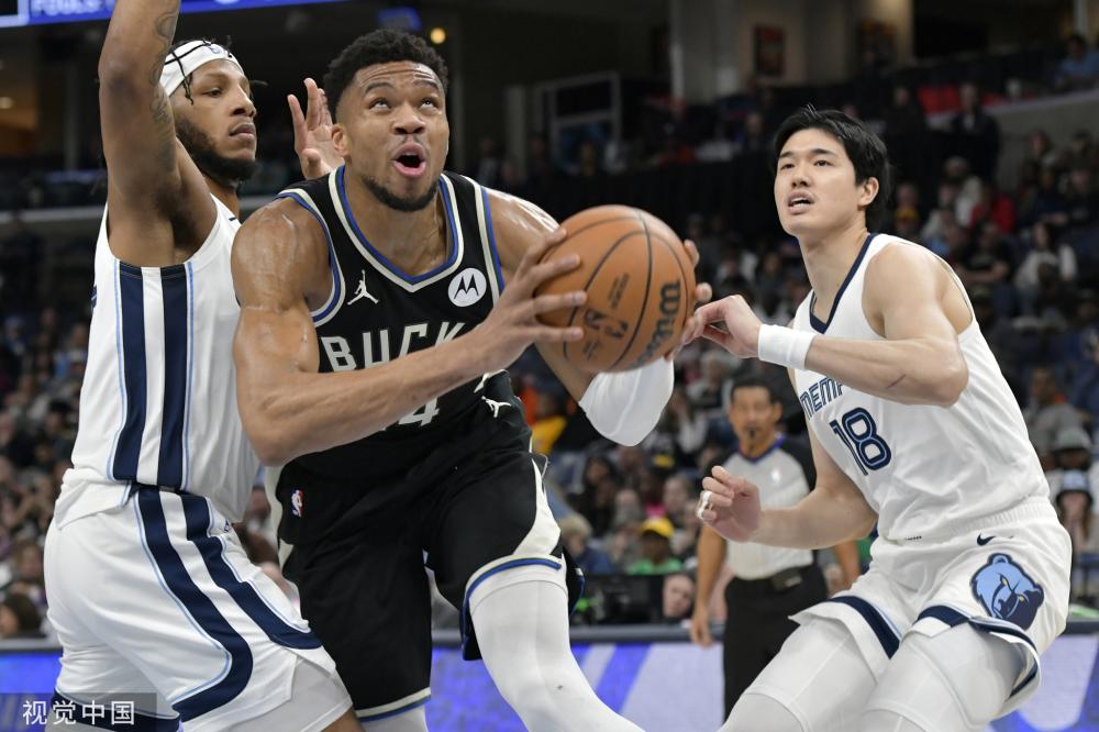 团缠斗时的 团缠斗时的