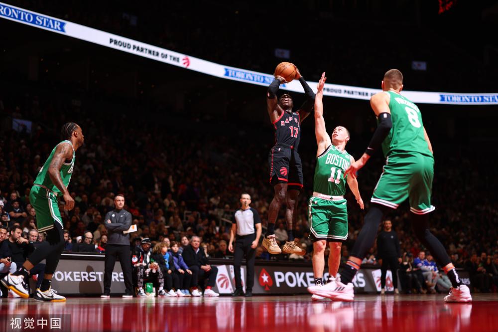 对年轻球员 对年轻球员